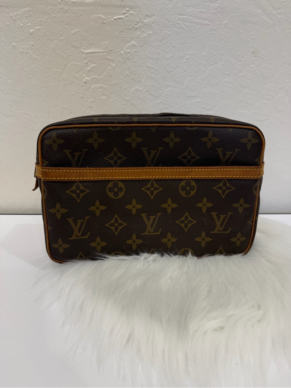 Vintage Louis Vuitton Monogram 
Compiègne 23 Pouch